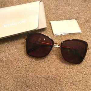 New In Case Michael Kors Sunglasses
